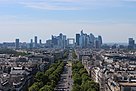 La_D%C3%A9fense_from_the_Arc_de_Triomphe_20150802.jpg