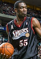 Lipofsky-Dikembe_Mutombo_%28cropped%29.jpg