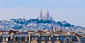 Monmartre_as_seen_from_UNESCO_headquarters%2C_July_2009_%28cropped%29.jpg